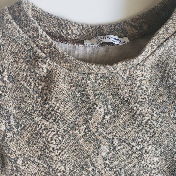 Zara Snake Print Cropped Sweatshirt - Picture 2 of 3